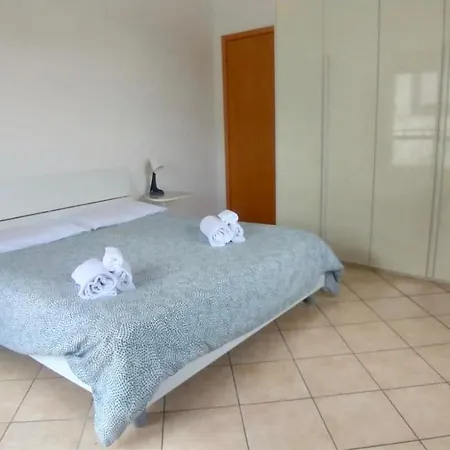 Apartment Cleo Camelia *